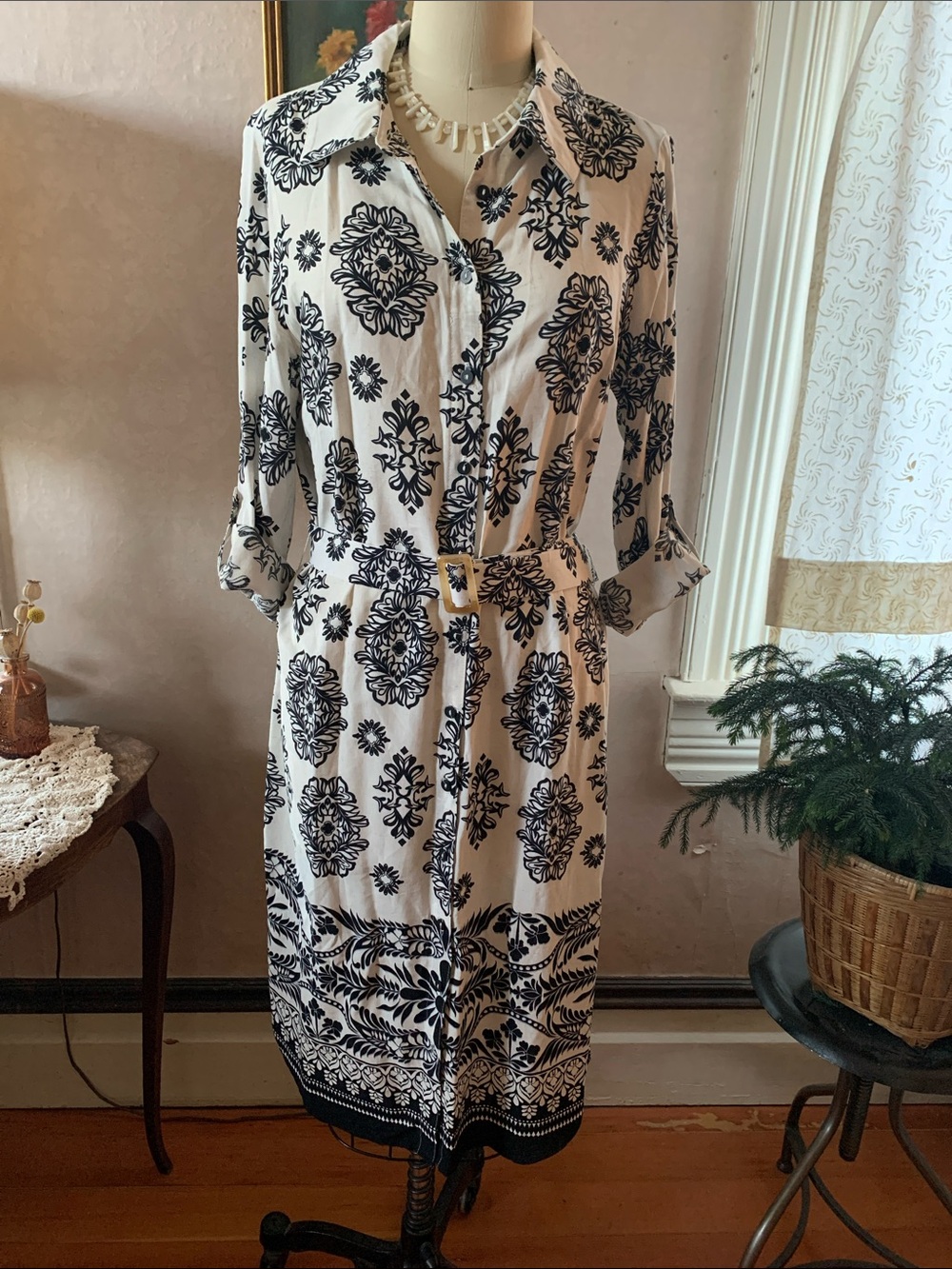 Fig + Flower Classic White and Black Printed Shirt Dress Sz M